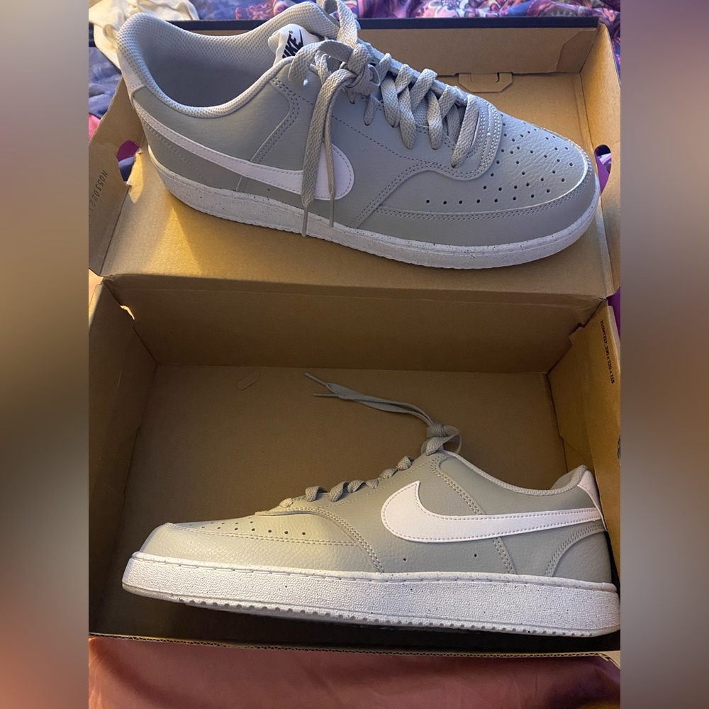 Court Vision Low Next Nature
'Grey Fog White'
